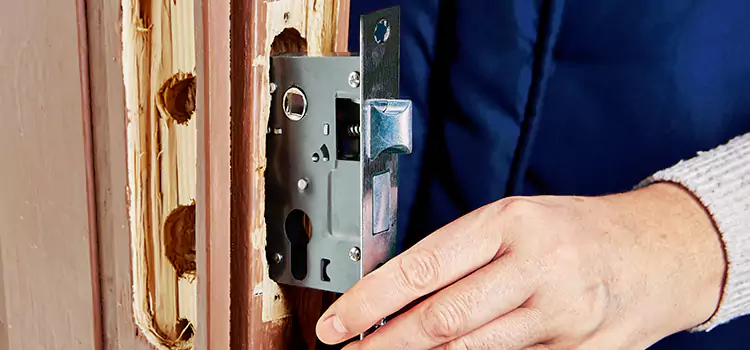 Garage Door Lock Replacement Machesney Park